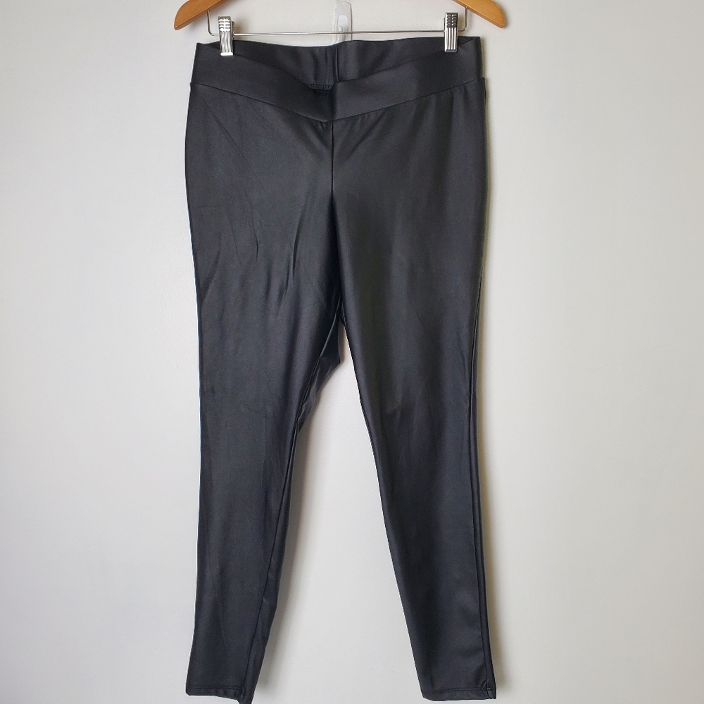Torrid Faux Leather Stretch Leggings Size 0